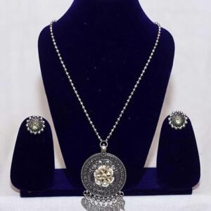 Radiant Grace: Long German Kundan Oxidized Necklace Set