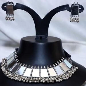 Reflective Beauty: German Oxidized Mirror Necklace Set